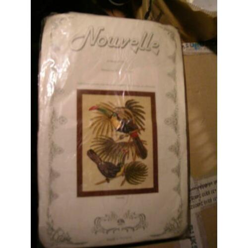 NIEUW Compleet borduurpakket Toekans van Nouvelle. Ook DMC