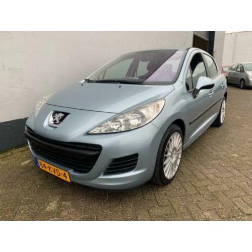 Peugeot 207 1.4 VTi X-Line 5-Deurs