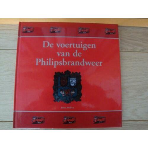 Eindhoven - De voertuigen van de Philipsbrandweer.