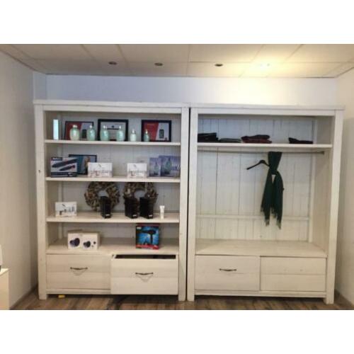 Mooie kasten uit een kapsalon!