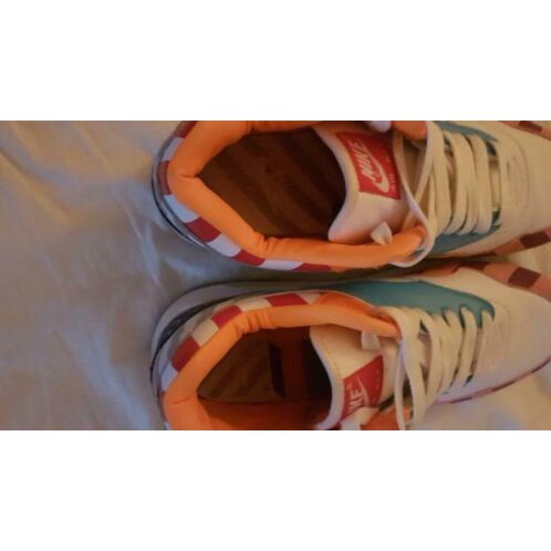 nike air nog geen half uur op gelopen