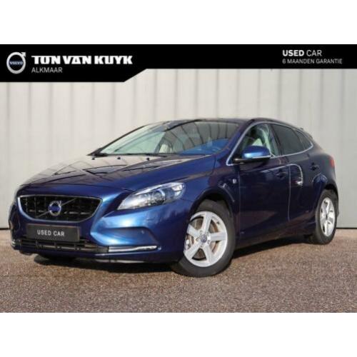 VOLVO V40 D4 Ocean Race / Panorama dak / Harman Kardon / Ele