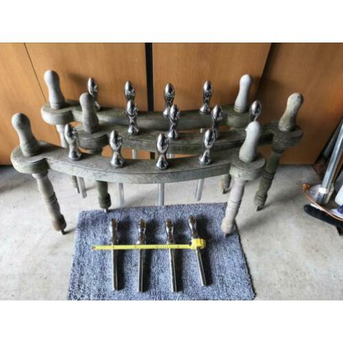 Mooie korvijnagelbank ( 4 delen) met rvs korvijnagels