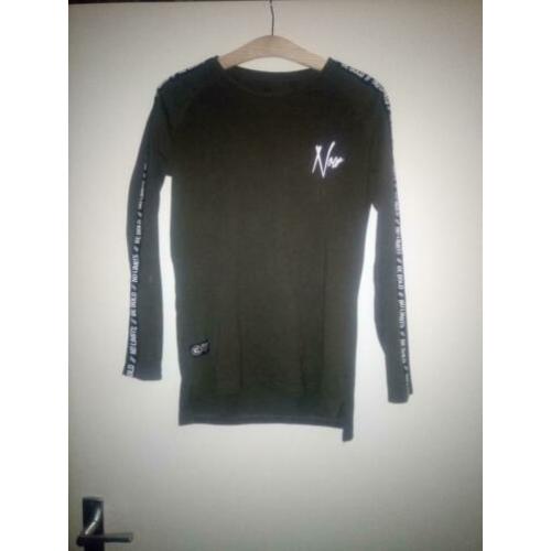 Wegens groei spurt te koop. Merkkleding