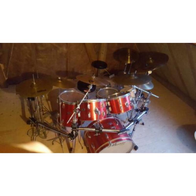 Zeer uitgebreid drumstel Maxwin by Pearl