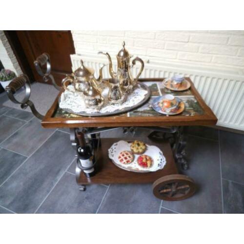 Eiken Serveerwagen met Smeedijzer