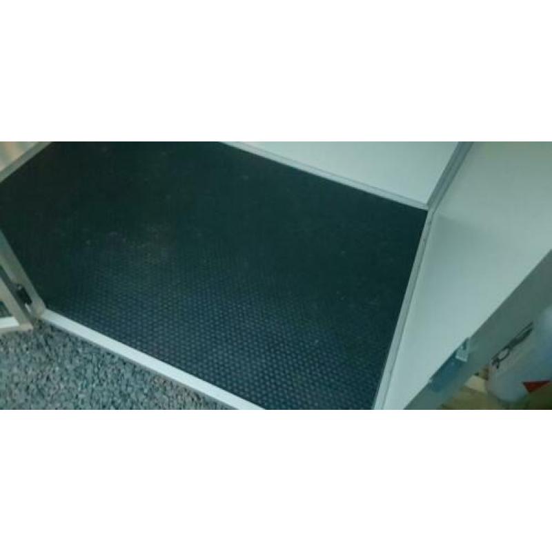 Honden bench/hok/kennel