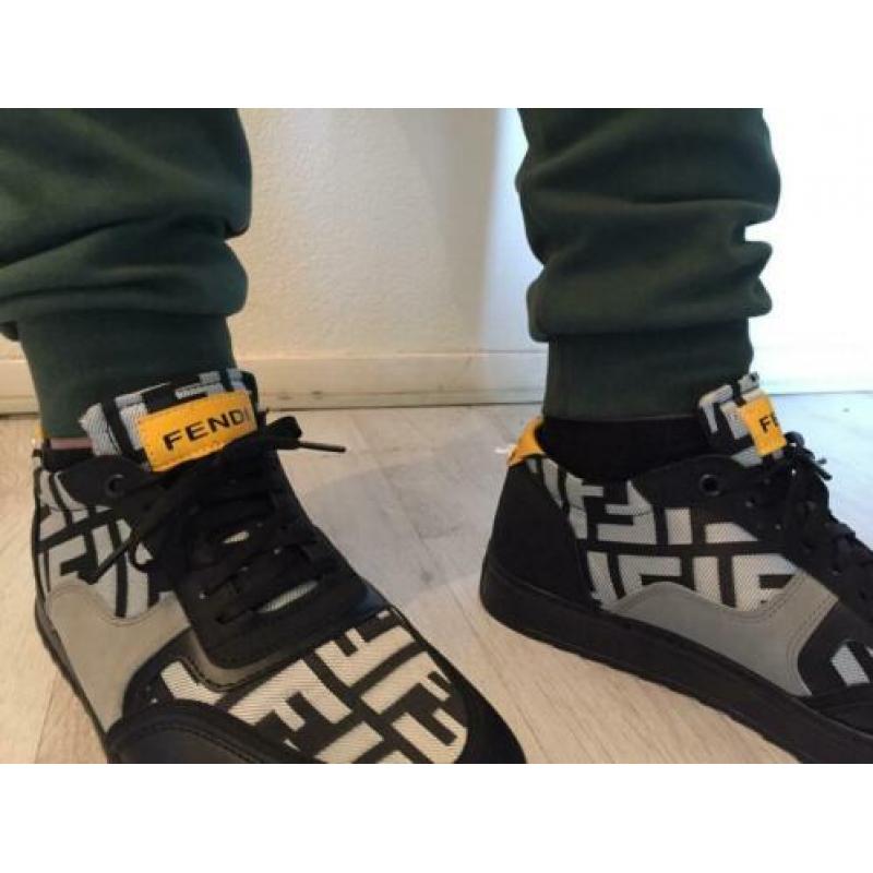 Fendi louboutin schoenen