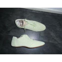 Exit Pistache Groen Suedine Sneakers Gympen maat 40 Nieuw
