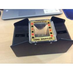 automatische kaartenschudder