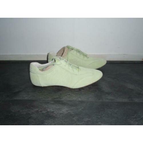 Exit Pistache Groen Suedine Sneakers Gympen maat 40 Nieuw