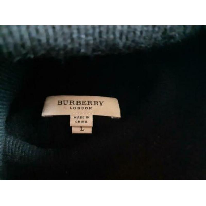 Burberry coltrui zwart met schouderstukken maat L