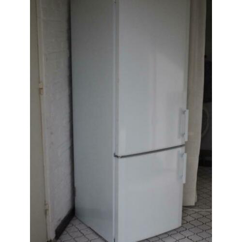 Mooie Liebherr 2 deurs koel-/vrieskast koelvriescombinatie