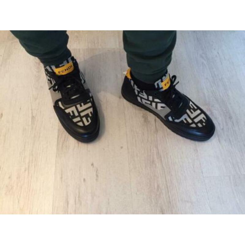 Fendi louboutin schoenen