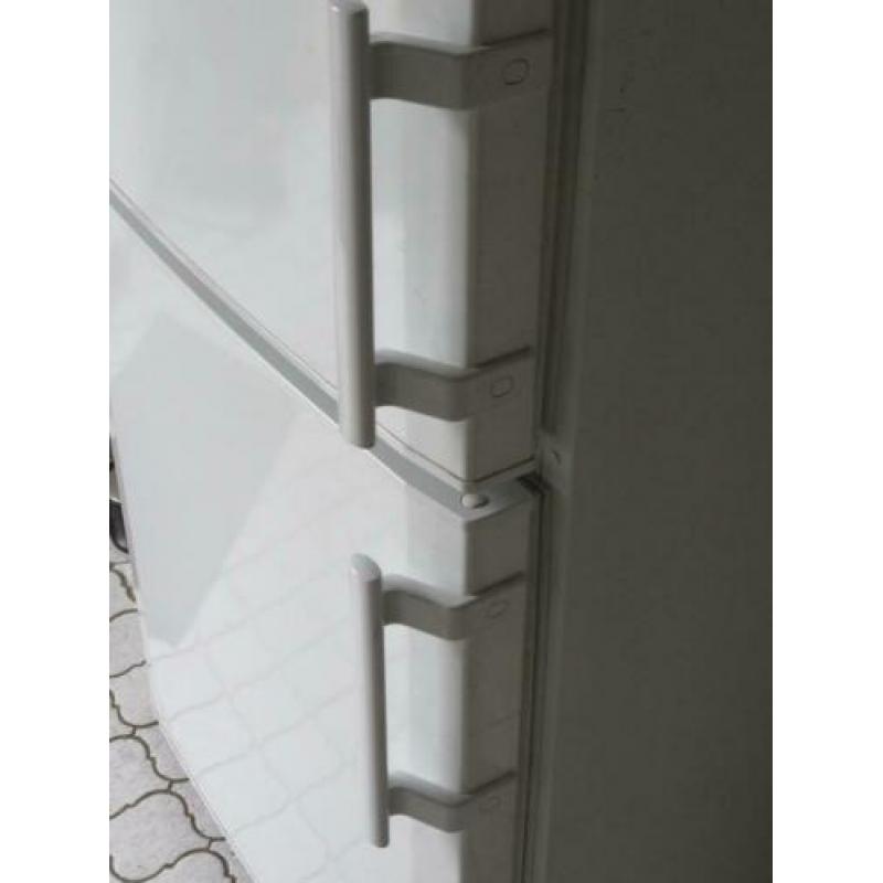 Mooie Liebherr 2 deurs koel-/vrieskast koelvriescombinatie