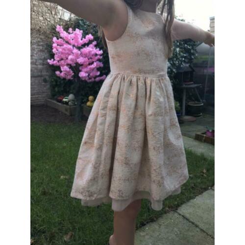 Feestjurk rosé goud brokaat glans jurk H&M maat 128