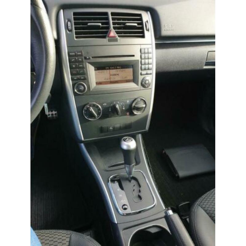 Mercedes B-Klasse B160 2011 Bordeaux Automaat APK APR 2011