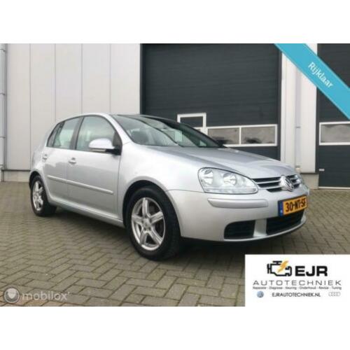 Volkswagen Golf 1.6 FSI Trendline ZEER NETJES!AIRCO/CRUISE!