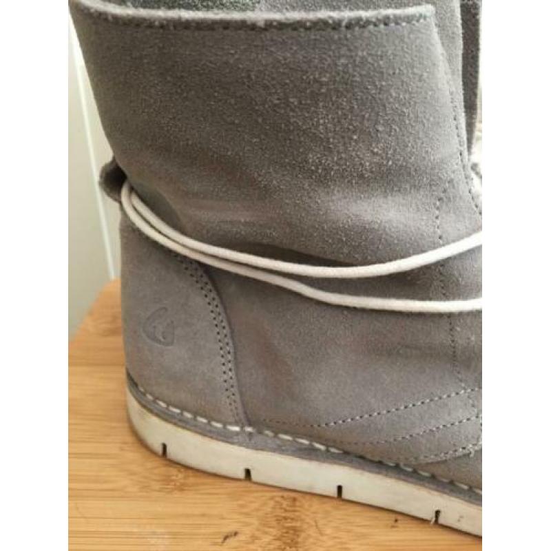 Grijze suède schoenen 39 van online shoes nieuwstaat
