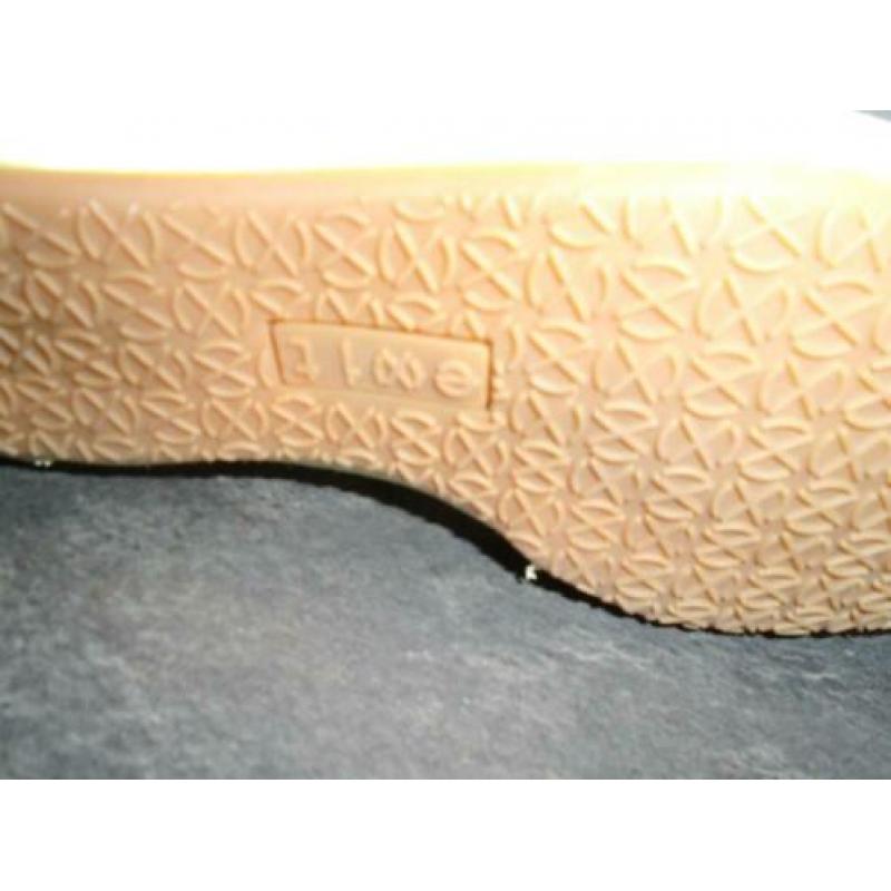 Exit Pistache Groen Suedine Sneakers Gympen maat 40 Nieuw