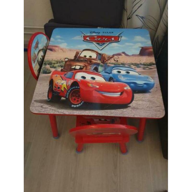 Cars set speelgoedkist en tafel met 2 stoelen
