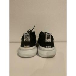 Nubikk sneaker maat 44