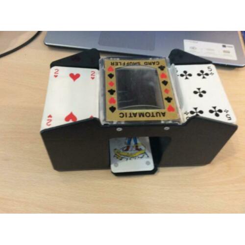 automatische kaartenschudder