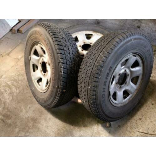 winterbanden 215/80R16