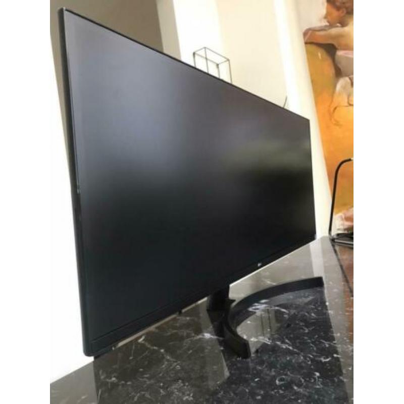 LG 34WK500-P - Ultrawide IPS Monitor - paar keer gebruikt