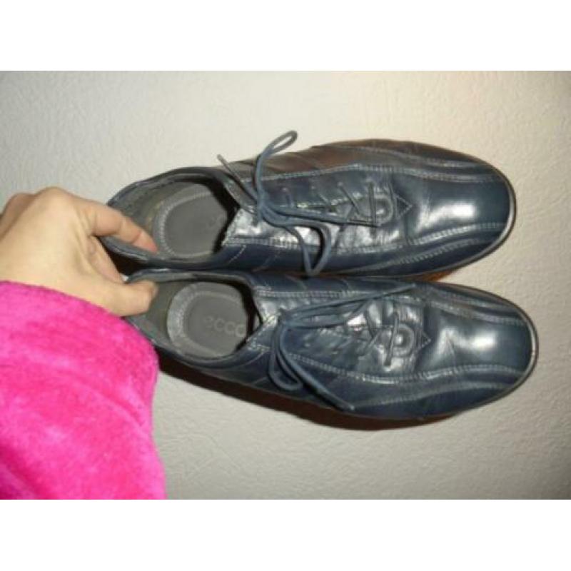 P46) blauw leer ecco schoenen maat 41 veter leer binnen en b