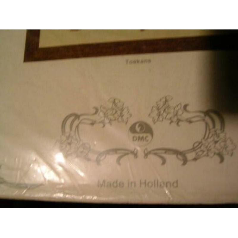 NIEUW Compleet borduurpakket Toekans van Nouvelle. Ook DMC