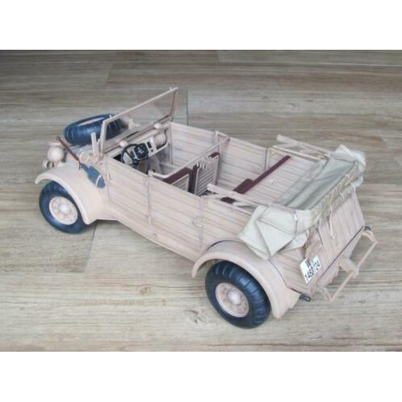 Kubelwagen Type 82 Afrika-Corps WWII Tunisia / 1:6