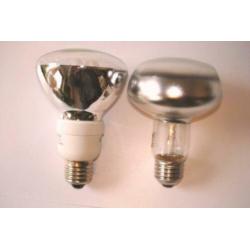 Reflector-Spaarlamp 9W Ø63mm. + 7W Ø80 mm. E27 NU DUMPPRIJS