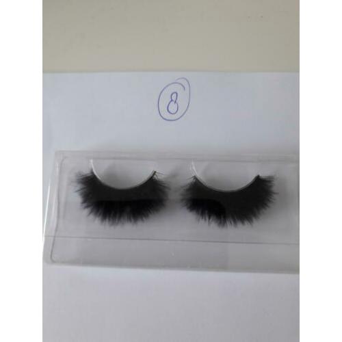 Professionele wimpers ook leuk voor Carnaval