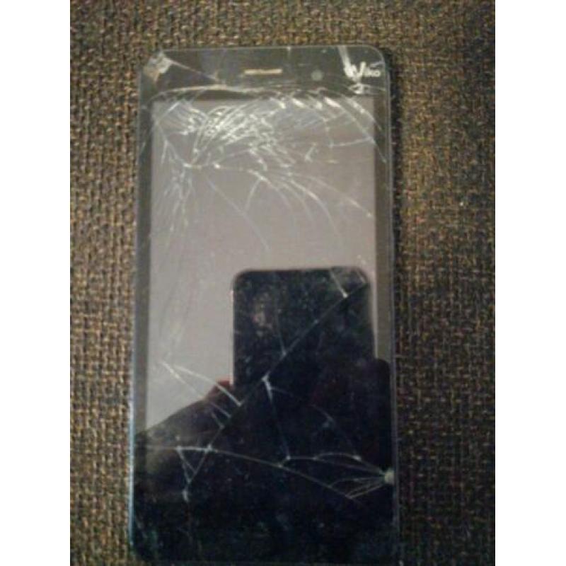 Drie defecte telefoons