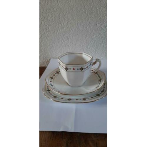 Royale Albert Crown China England 1933 NO: 5896