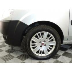 Fiat Doblò Cargo 1.3 MultiJet Top (airco,navi) (bj 2009)