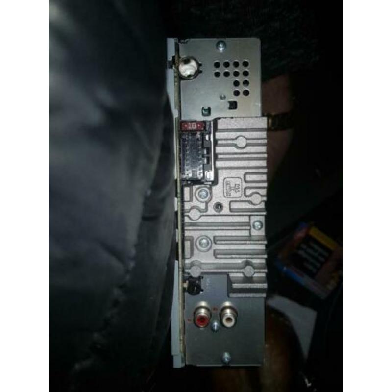 Auto radio