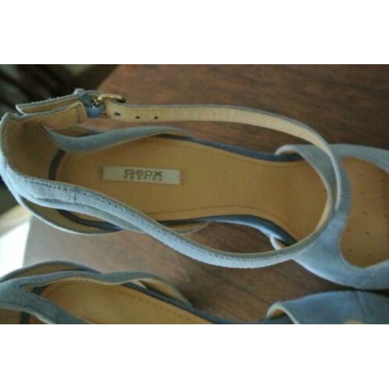 Schoenen OPRUIMING alles €5,- Geox sandalen/pumps blauw