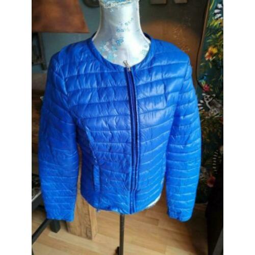 Guess mooie gewatteerde jas mt 38 NIEUW