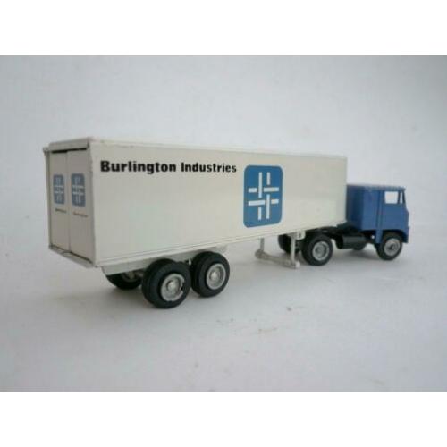 Winross USA 1/58 White + opl. Burlington Industries 1960.