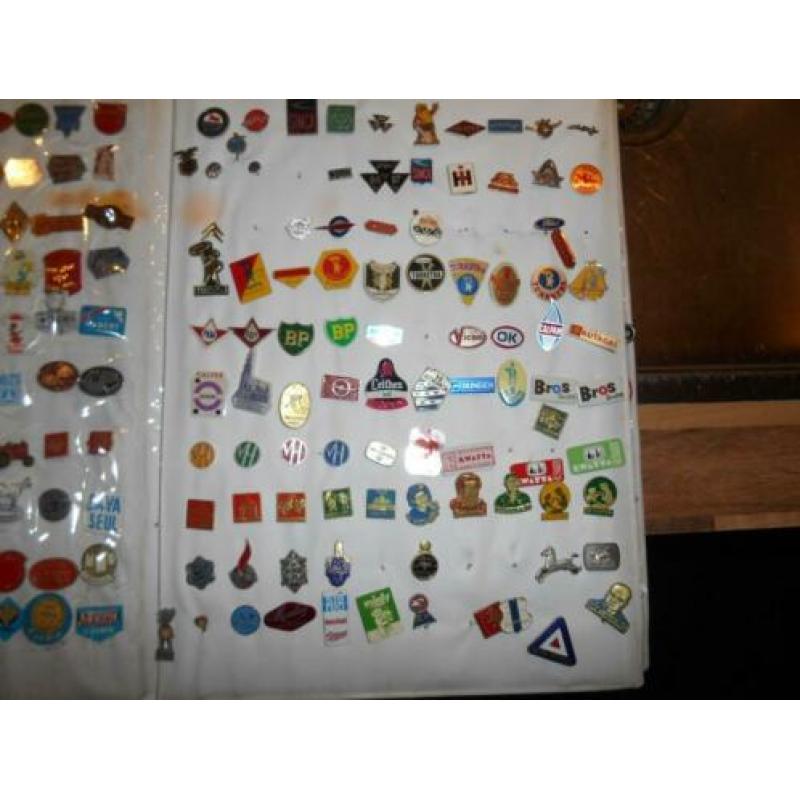 Heel Veel Speldjes Album Buttons Pins