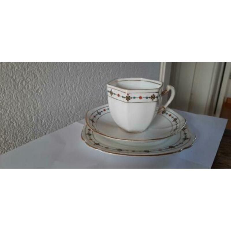 Royale Albert Crown China England 1933 NO: 5896