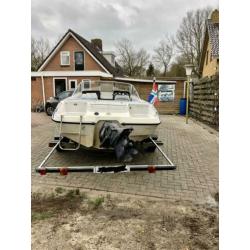 Nette speedboot inclusief trailer
