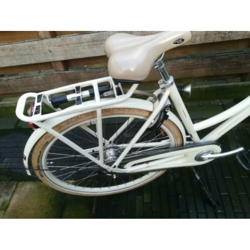 Nette damesfiets: Batavus Diva, framemaat 50