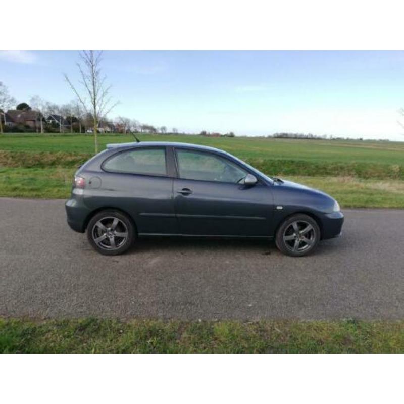 Seat Ibiza 1.4 16V 63KW 3DRS 2006 Grijs