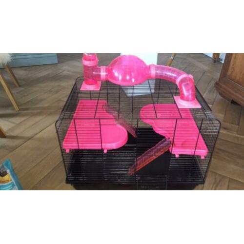 Hamsterkooi met toebehoren