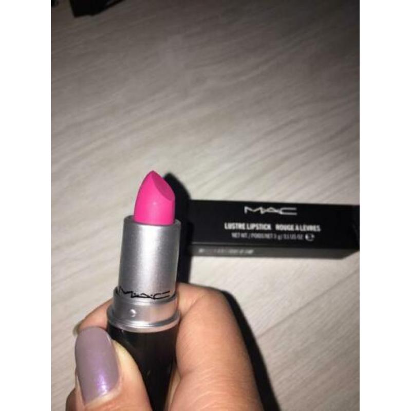 Mac lipstick flat out fabulous