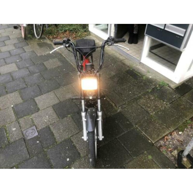 Goed rijdende Tomos A35 Snor Incl zitje en voetsteuntjes