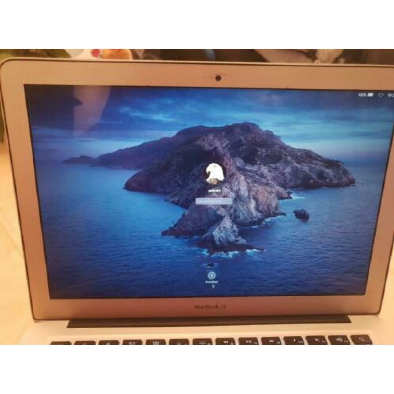Mac book air GARANTIE 13 inch nieuwstaat eind 2013